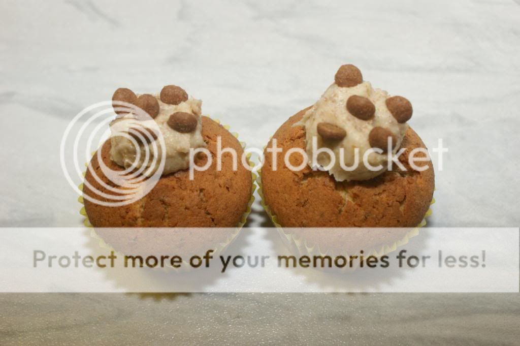 http://i1321.photobucket.com/albums/u544/patriciavalentijnbazen/SpeculaascupcakesDitiseenzelfbedachtreceptmaaroverheerlijkEencupcakemetspeculaascremetoefmetspeculaasenbovenopschuddebuikjesJAMMIE_zps0049cd.jpg