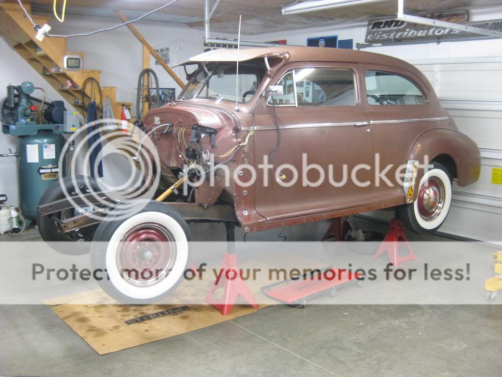 [Linked Image from i1321.photobucket.com]