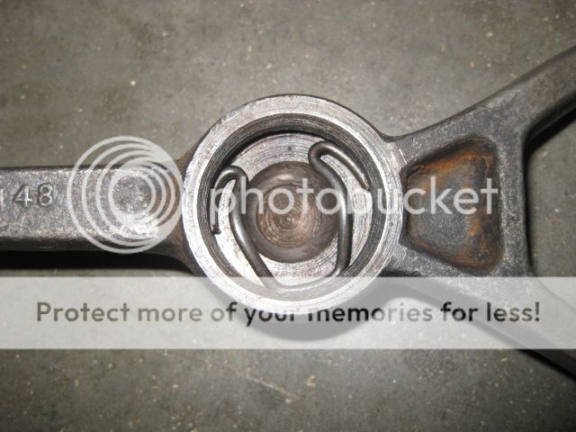 [Linked Image from i1321.photobucket.com]